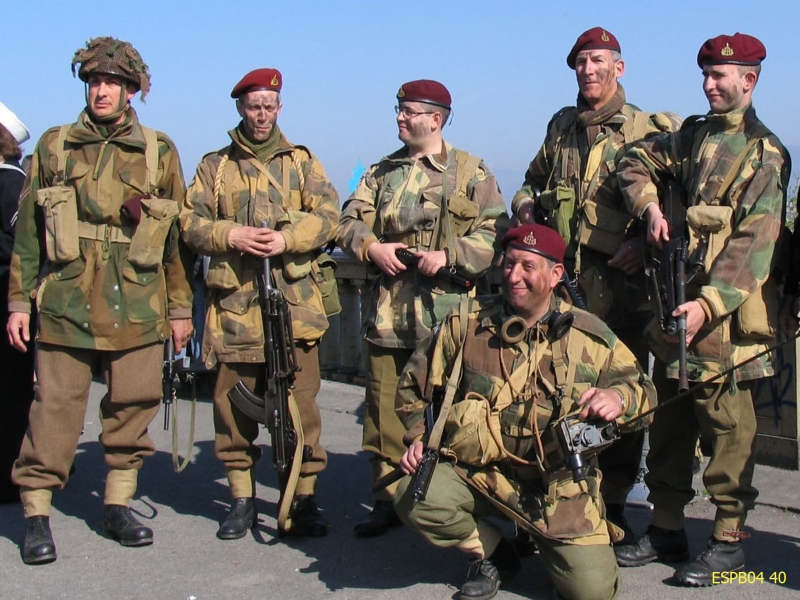 ESPB04 40 Aviotrasportati 6th Airborne, fotorievocazione E.Susani.jpg