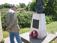 ESPB04 13 Monumento al Maggiore John Howard.jpg