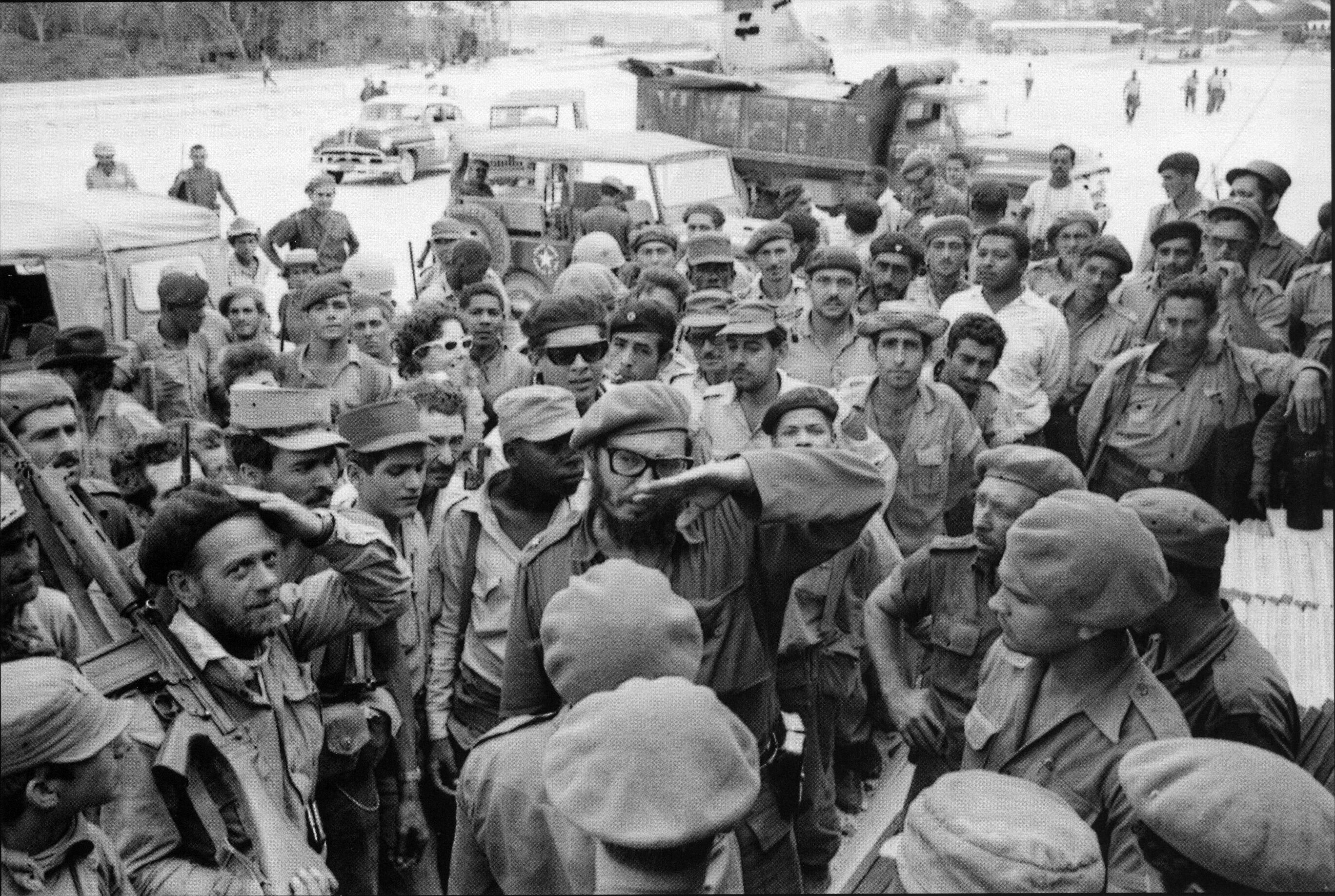 07 - Concentramento di miliziani con Castro a Jaguey Grande 