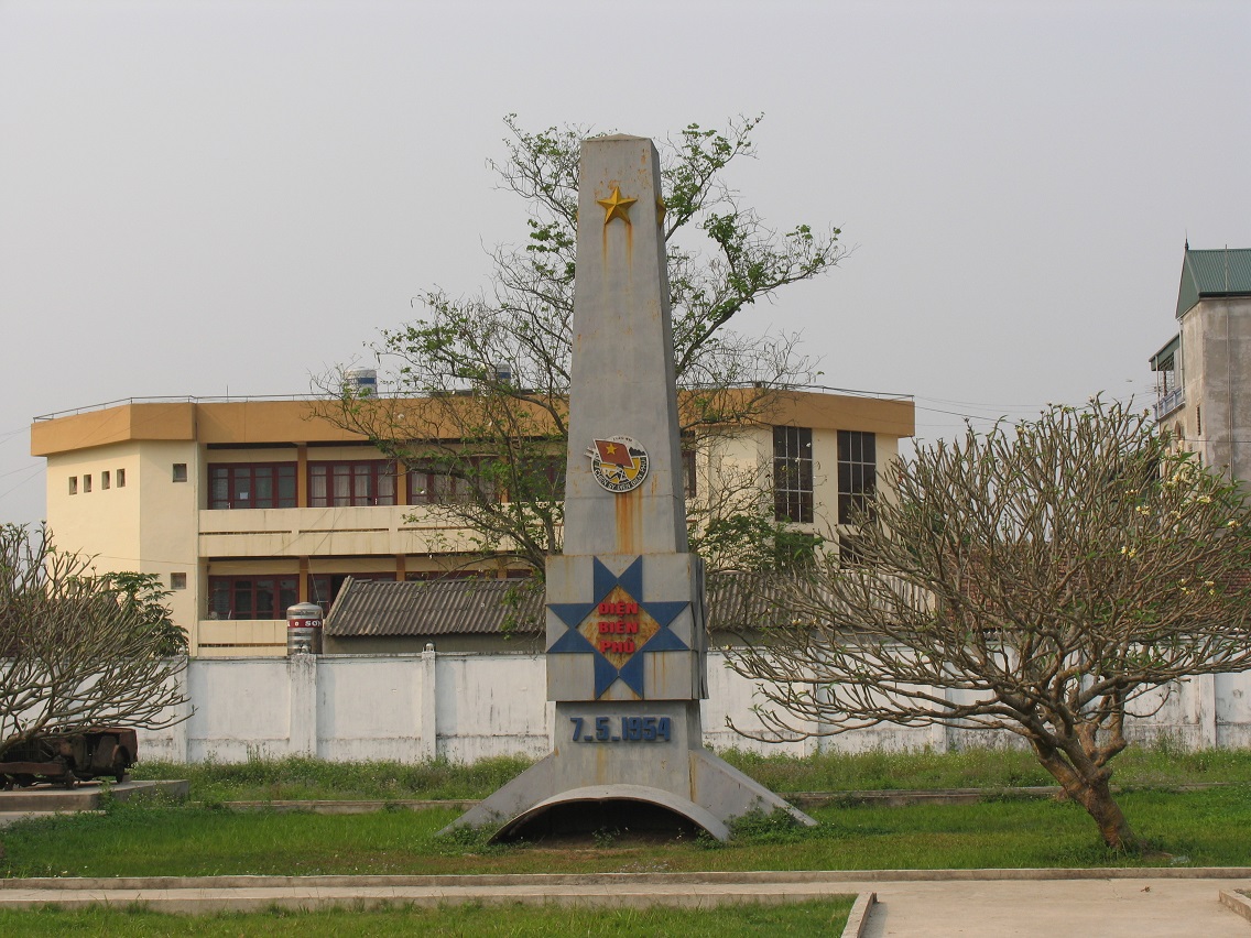 Monumento celebrativo della vittoria nel cortile interno