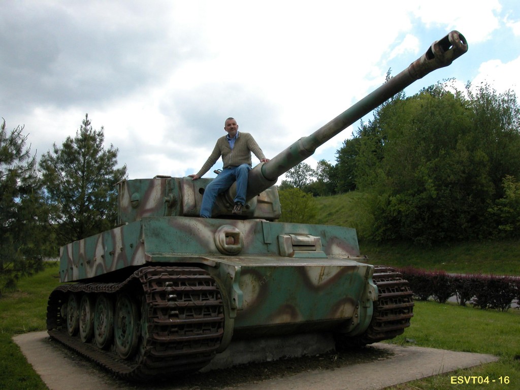 16).JPG