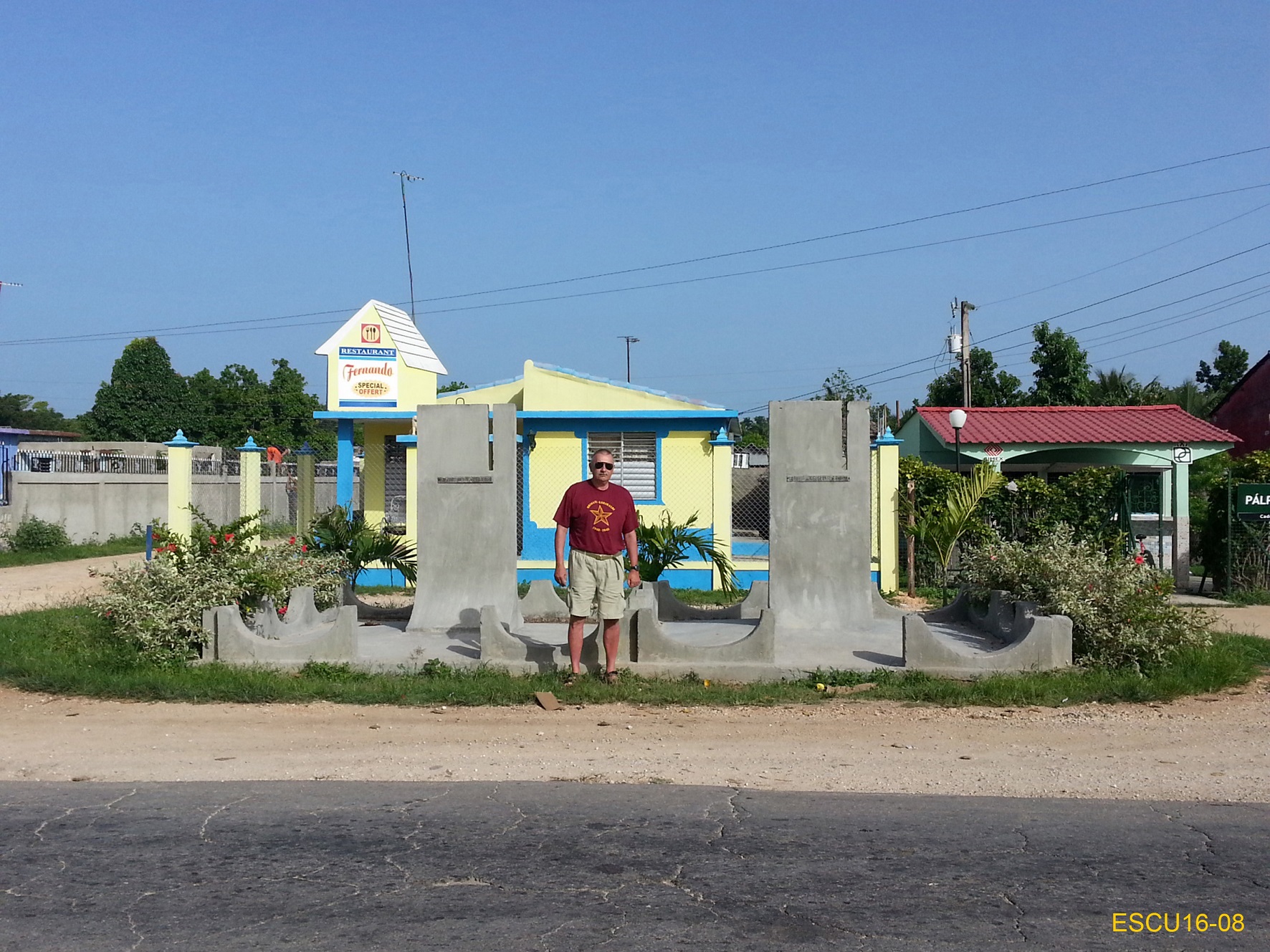  Monumenti ai Miliziani caduti alla periferia di Plpite.